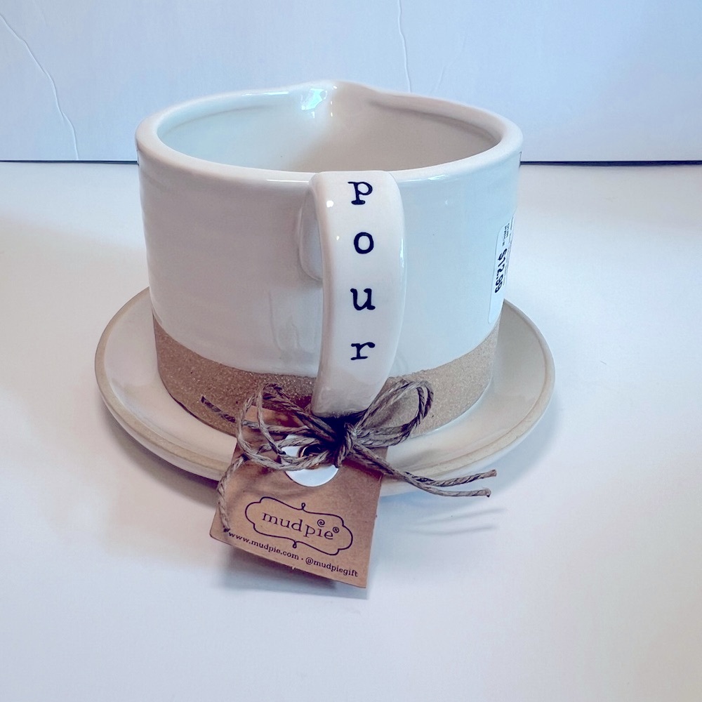 Mud Pie Brand Cream & Tan Ceramic Sauce Boat POUR 6” Saucer New With Tags
